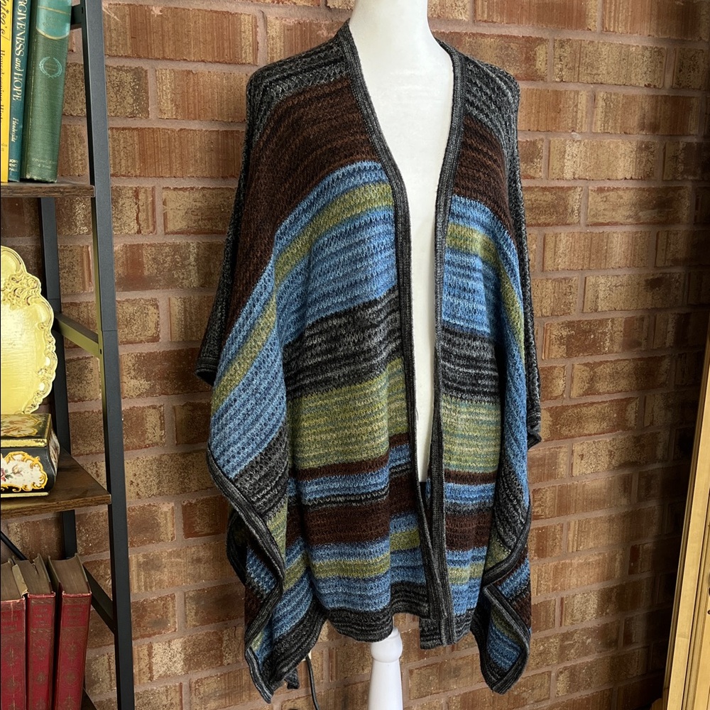 Leo & Nicole Multicolor Striped Cardigan Boho Poncho. Size L.